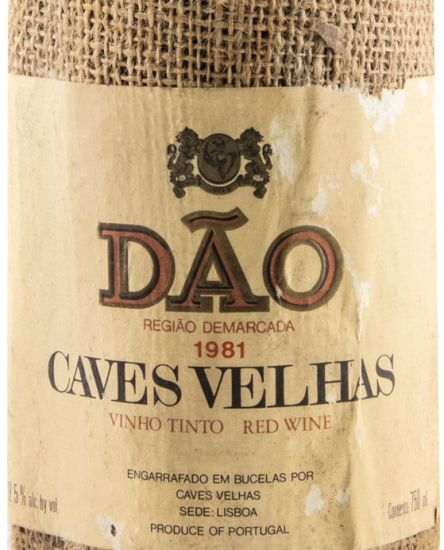 1981 Caves Velhas Juta red