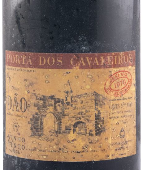 1970 Porta dos Cavaleiros Reserva red