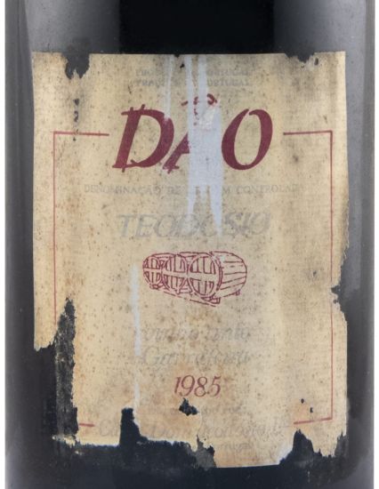 1985 Caves Dom Teodósio Garrafeira red