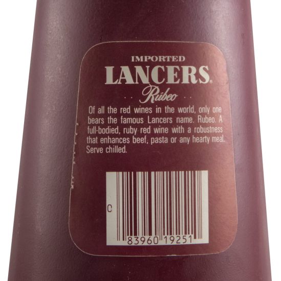 1979 José Maria da Fonseca Lancers Rúbeo red (clay bottle)
