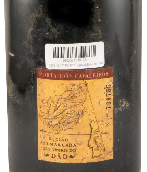 1966 Porta dos Cavaleiros Reserva Seleccionada tinto (nível baixo)