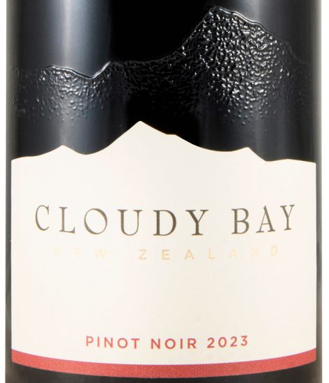 2023 Cloudy Bay Pinot Noir tinto
