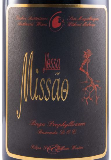2016 Filipa Pato Missão red