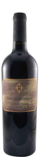 2015 São Domingos Garrafeira red