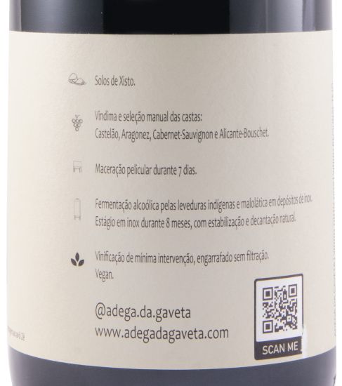 2020 Adega da Gaveta red (damaged label)