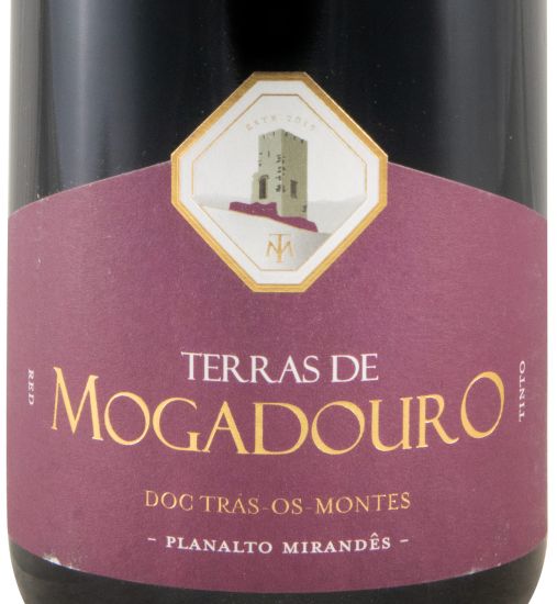 2023 Terras de Mogadouro red