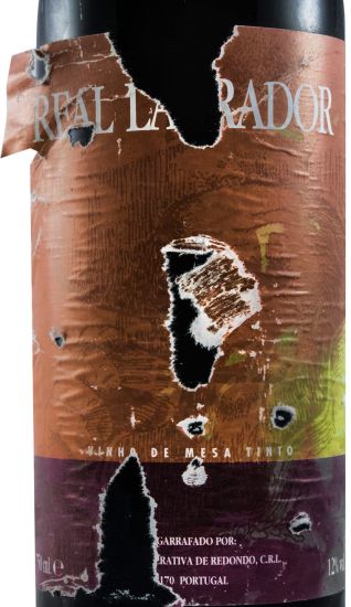 Real Lavrador tinto (rótulo danificado)