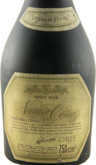 1987 Navarro Correas tinto (rótulo danificado)