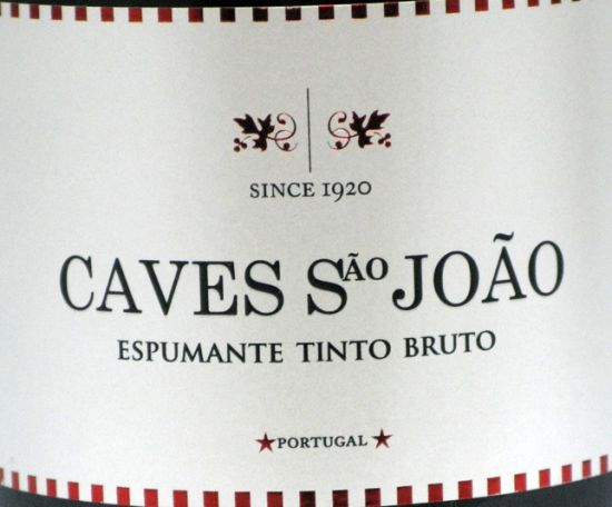 Sparkling Wine Caves São João Brut red