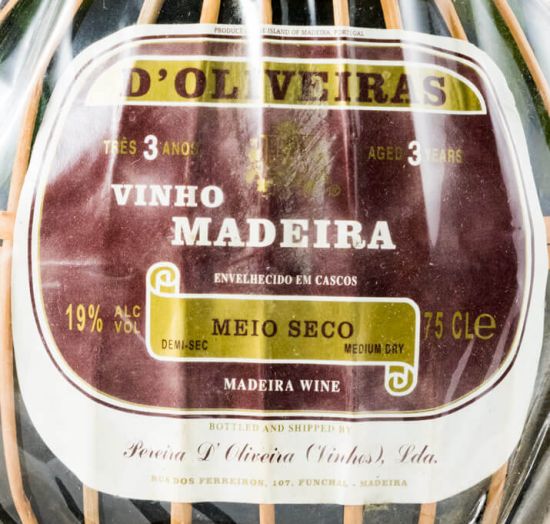 Madeira D'Oliveiras Meio Seco 3 years (flask)