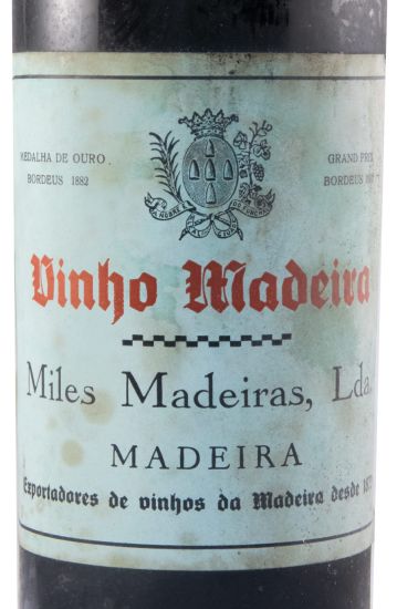 Madeira Miles Boal (wicker bottleneck)