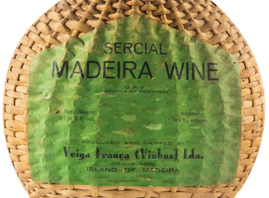 Madeira Veiga França Sercial (wicker flask)