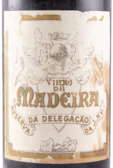 Madeira Junta Nacional dos Vinhos da Madeira Reserva Medium Rich (wicker bottleneck)