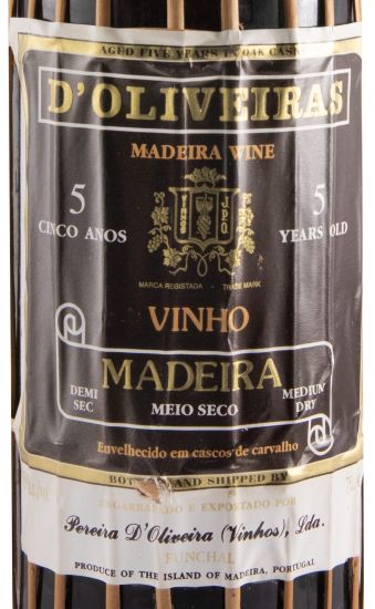 Madeira D'Oliveiras Meio Seco 5 anos (garrafa empalhada)