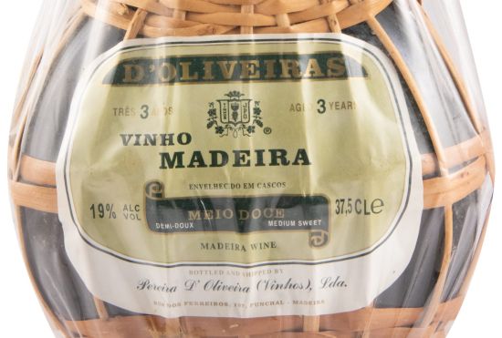 Madeira D'Oliveiras Meio Doce 3 anos (garrafa empalhada) 37,5cl