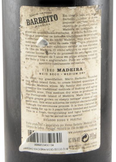 Madeira Barbeito Medium Dry 3 years (damaged label)