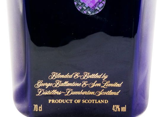 Ballantines 21 anos (garrafa em cerâmica azul)