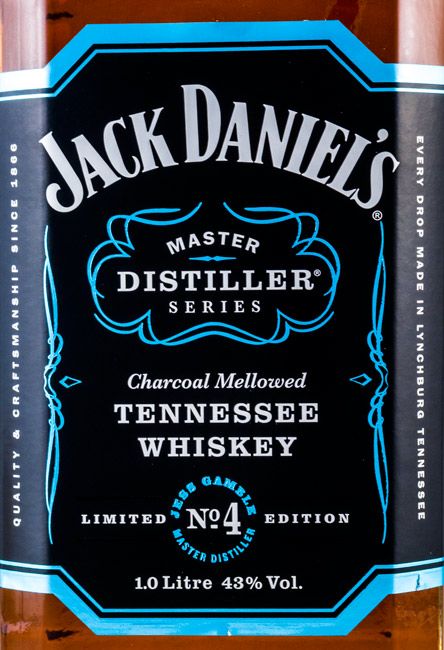 Jack Daniel's N.º 4 Master Distillery 1L