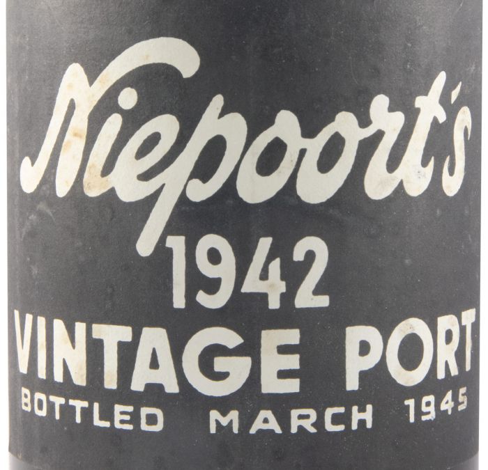 1942 Niepoort Vintage Port (paper label)