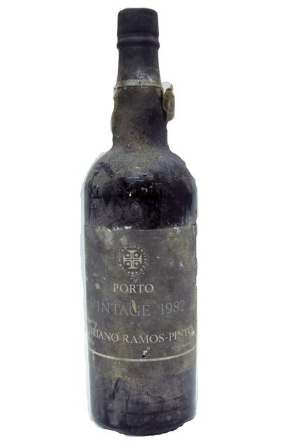 ワイン ADRIANO RAMOS,PINTO1983 Adriano Ramos-Pinto Late Bottled Vintage Port - Vintage 1983
