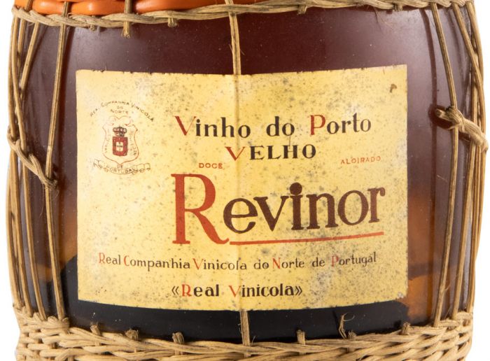 Real Vinícola Revinor c/Caixa de Música Porto