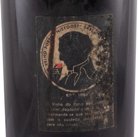 1938 Niepoort Garrafeira Porto (rótulo danificado)