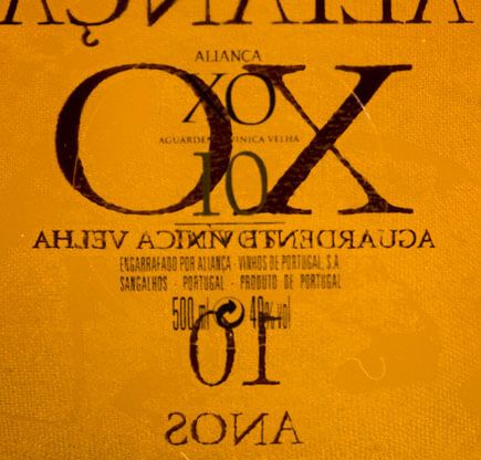 Aguardente Vínica Aliança XO 10 anos 50cl