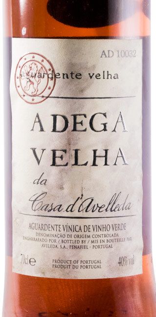 Aguardente Vínica Adega Velha (garrafa antiga)