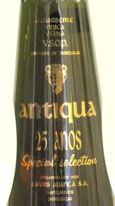 Aguardente Vínica Antiqua Special Selection 25 anos