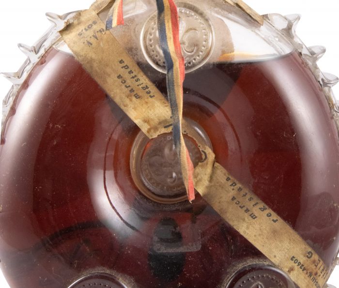 Cognac Rémy Martin Louis XIII (garrafa antiga sem caixa)