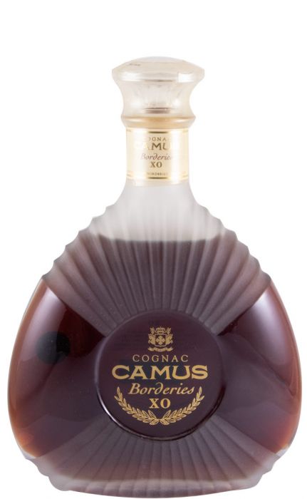 Cognac Camus Borderies XO (garrafa antiga)