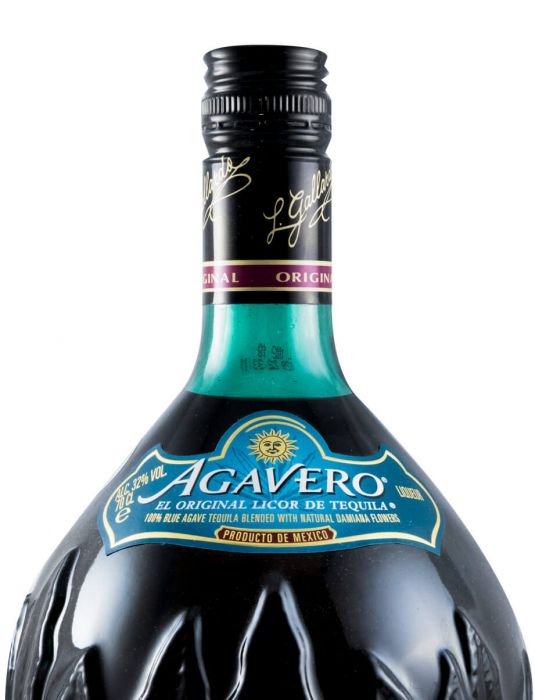 Agavero (agave liqueur)