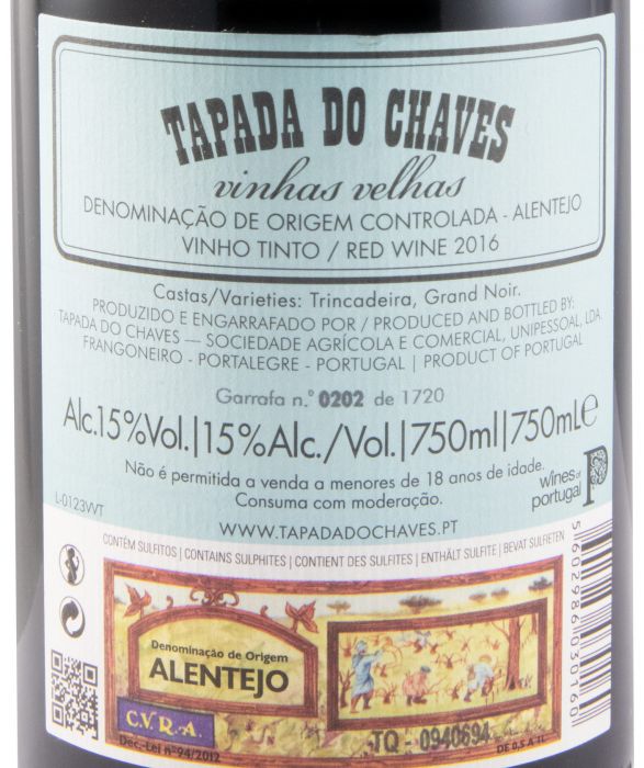 2016 Tapada do Chaves Vinhas Velhas red