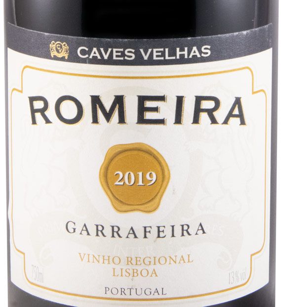 2019 Romeira Garrafeira red