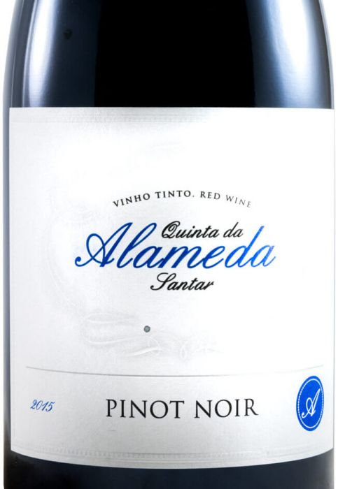 2015 Quinta da Alameda Pinot Noir red