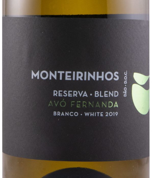 2019 Monteirinhos Avó Fernanda Reserva white