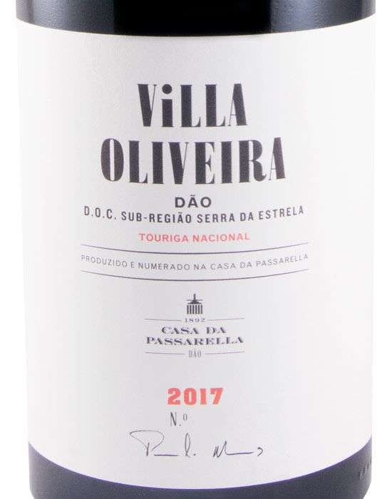 2017 Casa da Passarella Villa Oliveira tinto