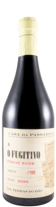 2020 Casa da Passarella O Fugitivo Pinot Noir red