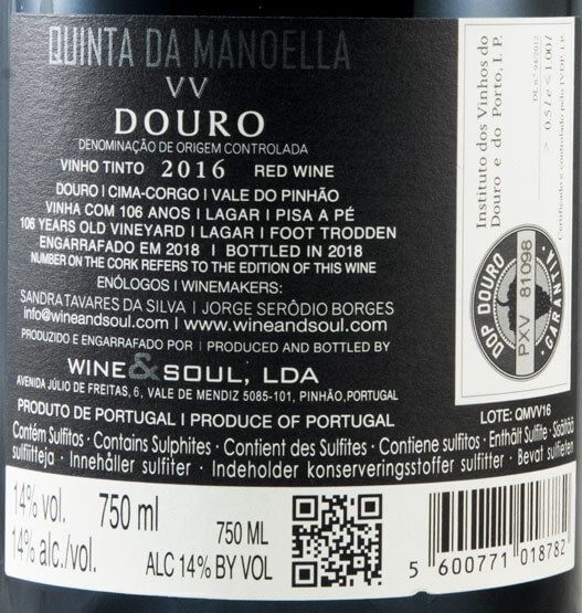 2016 Quinta da Manoella Vinhas Velhas red