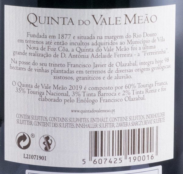 2019 Quinta do Vale Meão red