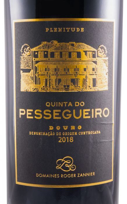 2018 Quinta do Pessegueiro Plenitude red