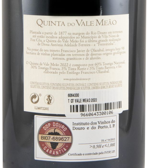2022 Quinta do Vale Meão red