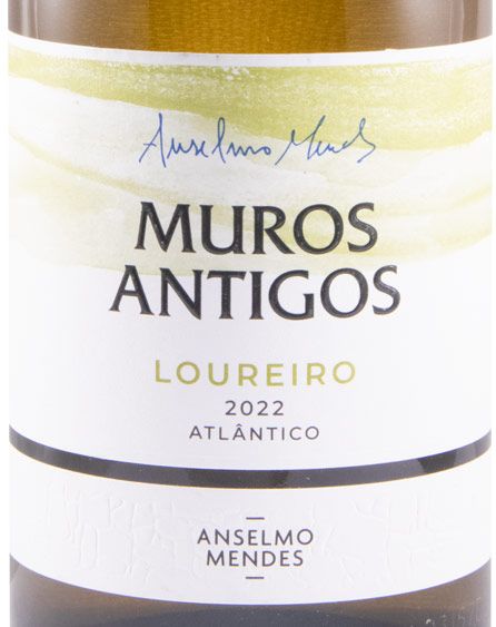 2022 Muros Antigos Loureiro white