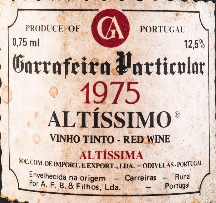 1975 Altíssimo Garrafeira Particular red