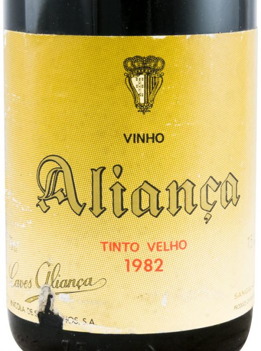 1982 Aliança Tinto Velho tinto (rótulo amarelo)