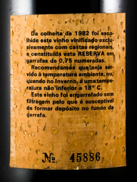 1982 Borba Reserva red (cork label)