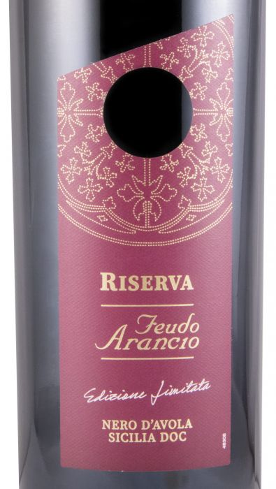2018 Feudo Arancio Nero d'Avola Riserva Sicilia red