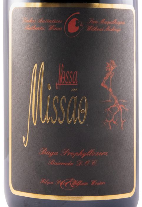 2017 Filipa Pato Missão red