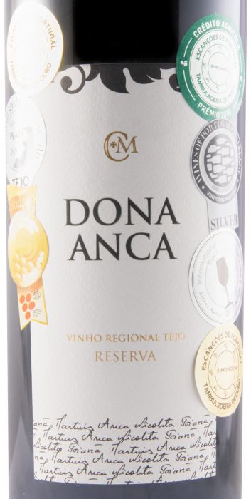 2015 Dona Anca Reserva red