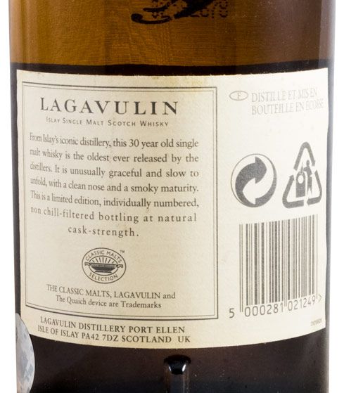 Lagavulin 30 anos (garrafa n.º0665 engarrafado em 2006)